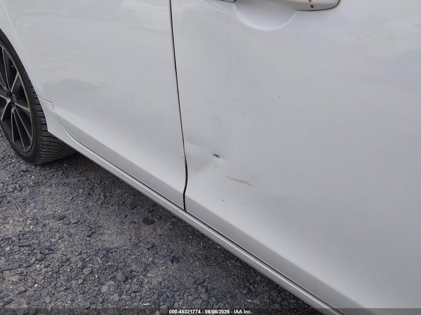 2016 Volvo S60 VIN YV126MFK6G2412875 IAAI salvage auction — NORMAL WEAR, Clear (California), sold $725 on 2026-07-07 (photo 6)