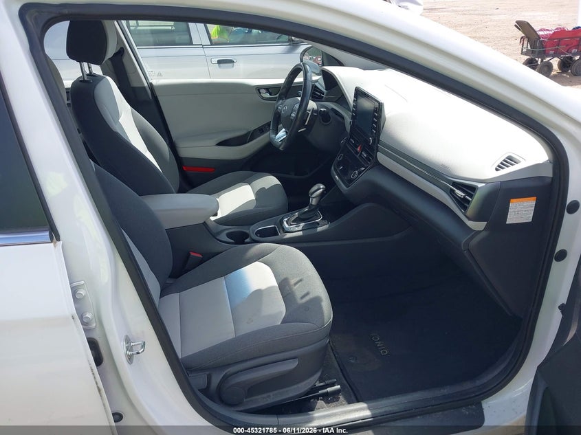 2020 Hyundai Ioniq VIN KMHC75LD5LU241128 IAAI salvage auction — REAR END, Salvage (Massachusetts), sold $4,500 on 2026-07-10 (photo 5)