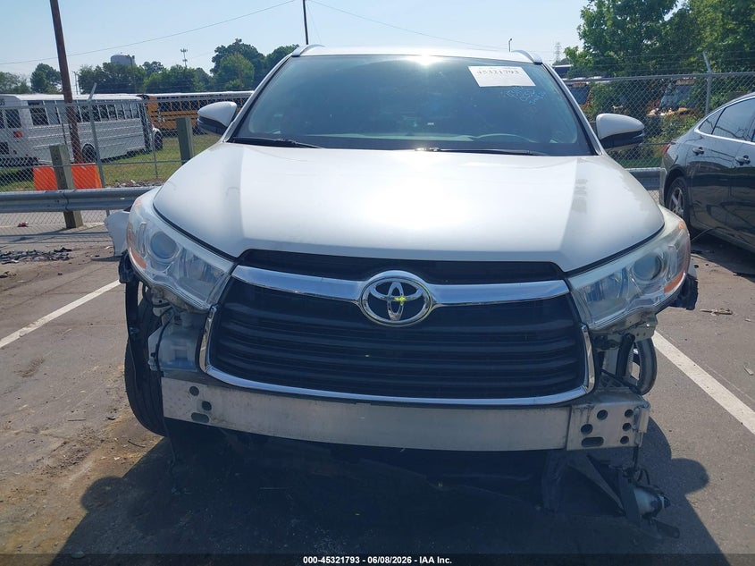 2014 Toyota Highlander VIN 5TDKKRFH5ES019667 IAAI salvage auction — FRONT END, Salvage Title, sold $2,550 on 2026-07-30 (photo 6)