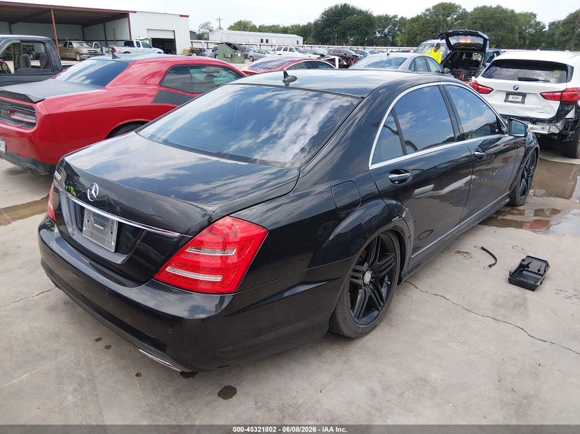 2013 Mercedes-benz S-klasse VIN WDDNG7DB5DA516270 IAAI salvage auction — NORMAL WEAR, Salvage Title, sold $1,550 on 2026-07-14 (photo 4)