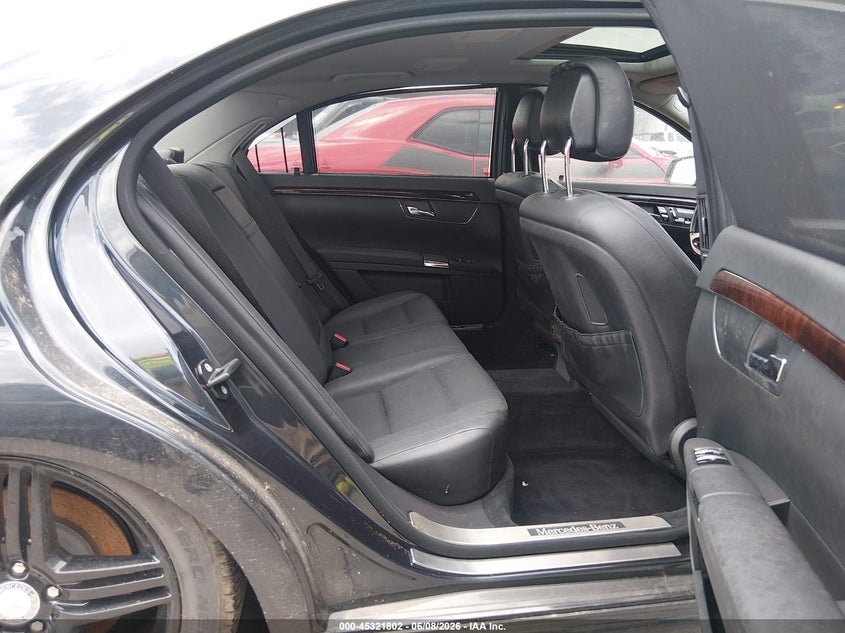 2013 Mercedes-benz S-klasse VIN WDDNG7DB5DA516270 IAAI salvage auction — NORMAL WEAR, Salvage Title, sold $1,550 on 2026-07-14 (photo 8)