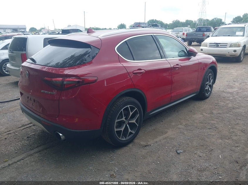 2019 Alfa romeo Stelvio VIN ZASPAKBNXK7C31179 IAAI salvage auction — FRONT END, Clear (Arizona), sold $6,250 on 2026-07-22 (photo 4)