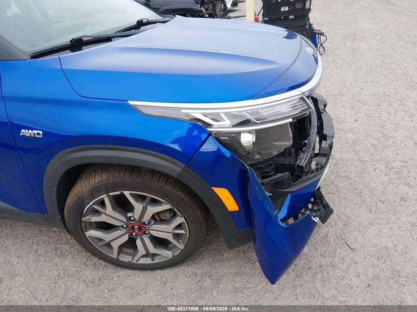 2021 Kia Seltos VIN KNDEUCA21M7228193 IAAI salvage auction — FRONT END, Salvage Title, sold $3,050 on 2026-07-13 (photo 6)