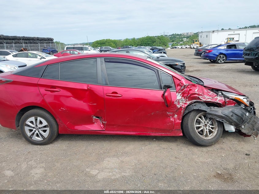 2017 Toyota Prius VIN JTDKARFU3H3538884 IAAI salvage auction — SIDE, Salvage Title, sold $3,200 on 2026-07-17 (photo 6)