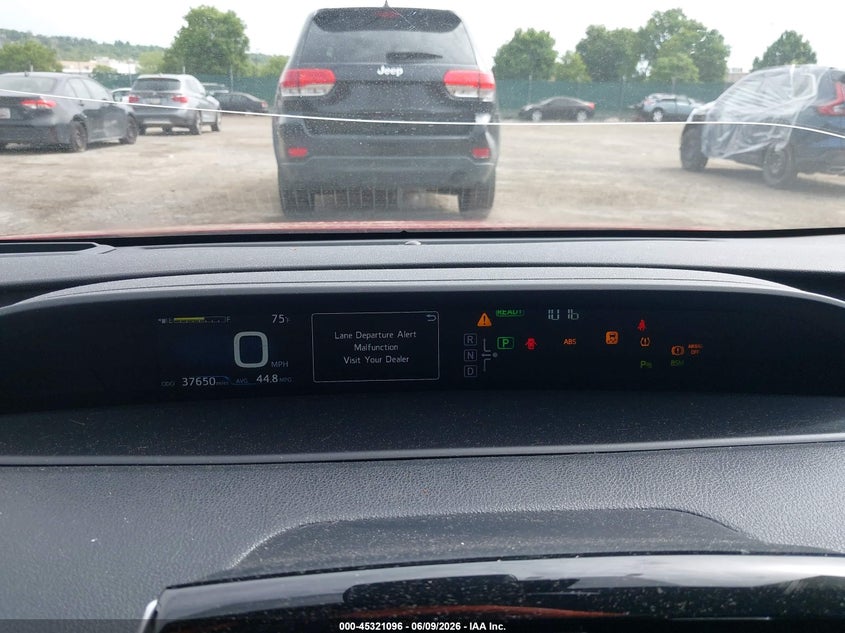 2017 Toyota Prius VIN JTDKARFU3H3538884 IAAI salvage auction — SIDE, Salvage Title, sold $3,200 on 2026-07-17 (photo 7)