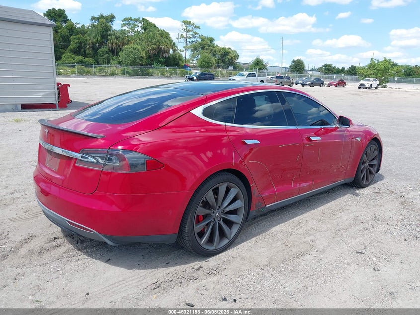 2015 Tesla Model s VIN 5YJSA1V44FF097401 IAAI salvage auction — FRONT END, Salvage Title, sold $4,700 on 2026-07-20 (photo 4)