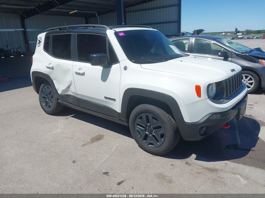 2017 Jeep Renegade VIN ZACCJBCB4HPF73900 IAAI salvage auction — RIGHT SIDE, Certificate Of Title (Nebraska), sold $2,575 on 2026-07-16 (photo 1)