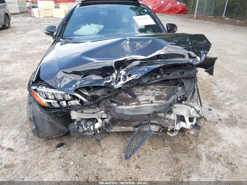 2019 Mercedes-benz C-klasse VIN WDDWJ8EB8KF845880 IAAI salvage auction — FRONT END, Salvage Title, sold $4,800 on 2026-08-14 (photo 6)