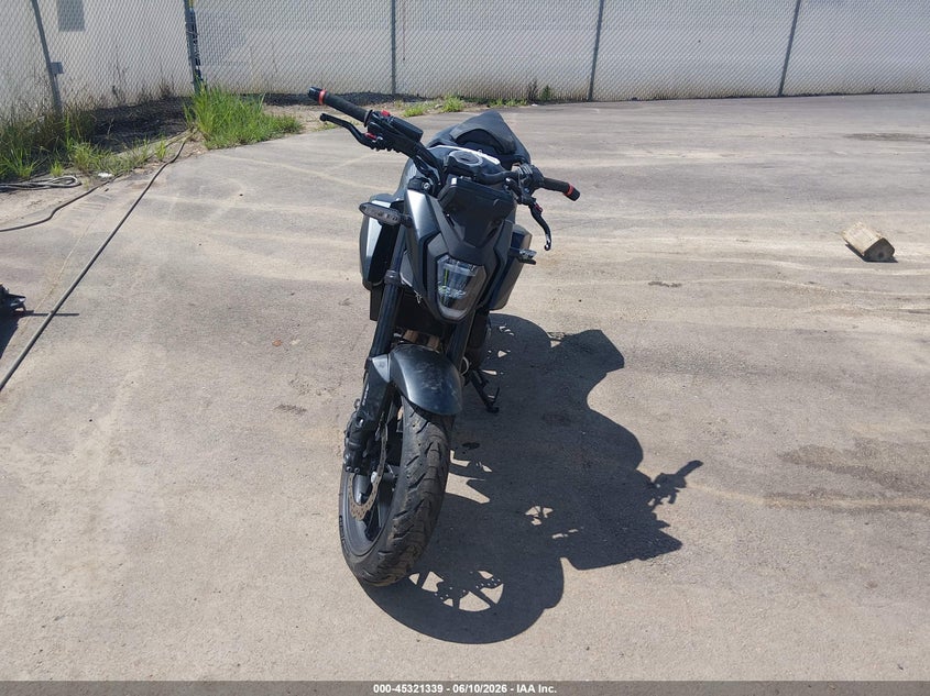 2024 Honda Cb VIN MLHPC7156R5000395 IAAI salvage auction — LEFT FRONT, Salvage Title, sold $375 on 2026-07-29 (photo 5)