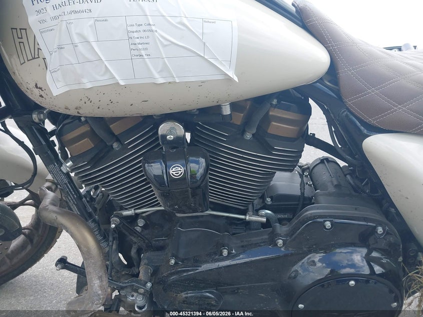 2023 Harley-davidson Road glide VIN 1HD1ACL14PB604428 IAAI salvage auction — SIDE, Salvage Title, sold $9,550 on 2026-07-22 (photo 9)