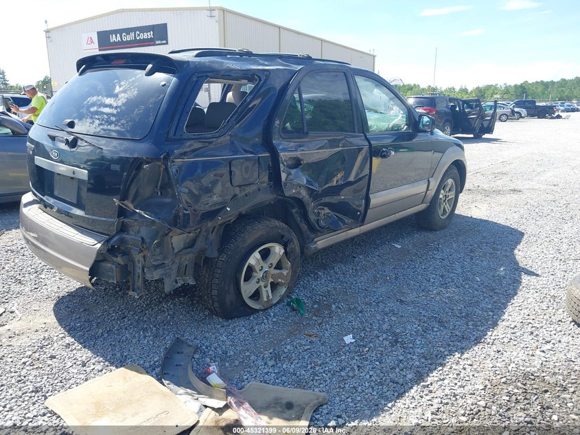2003 Kia Sorento VIN KNDJD733535043831 IAAI salvage auction — ROLLOVER, Salvage (Mississippi), sold $225 on 2026-07-10 (photo 4)