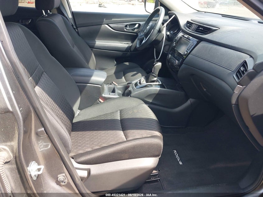 2018 Nissan Rogue VIN KNMAT2MV1JP617932 IAAI salvage auction — SIDE, Salvage Title, sold $2,100 on 2026-07-28 (photo 5)