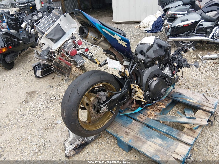 2006 Honda Cbr1000 VIN JH2SC57016M207203 IAAI salvage auction — ROLLOVER, Bill Of Sale Destruction Only - Salvage (Ohio), sold $275 on 2026-07-07 (photo 4)