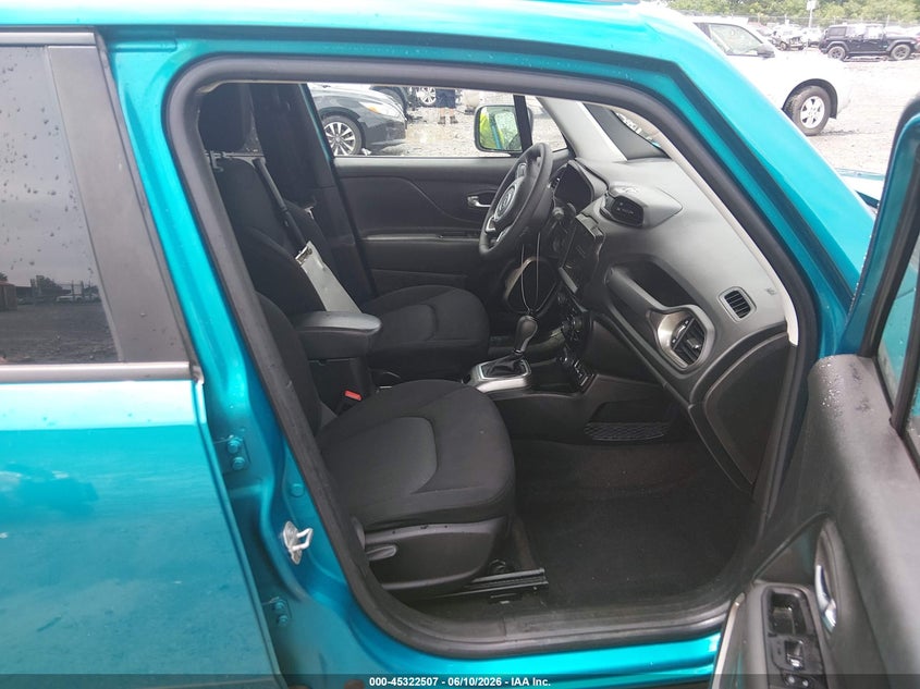 2022 Jeep Renegade VIN ZACNJDA11NPN81041 IAAI salvage auction — LEFT FRONT, Salvage Title, sold $3,050 on 2026-08-12 (photo 5)