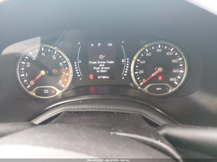 2022 Jeep Renegade VIN ZACNJDA11NPN81041 IAAI salvage auction — LEFT FRONT, Salvage Title, sold $3,050 on 2026-08-12 (photo 7)