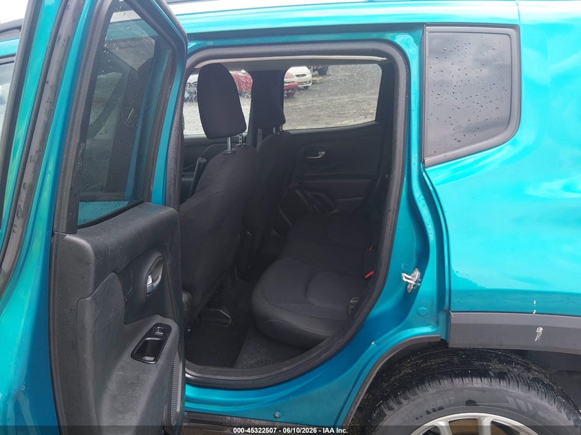 2022 Jeep Renegade VIN ZACNJDA11NPN81041 IAAI salvage auction — LEFT FRONT, Salvage Title, sold $3,050 on 2026-08-12 (photo 8)