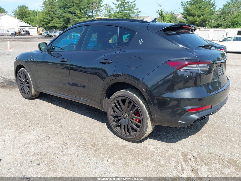 2022 Maserati Levante VIN ZN661XUA6NX396399 IAAI salvage auction — SIDE, Salvage (New Jersey), sold $11,900 on 2026-07-25 (photo 3)