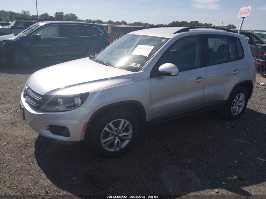 2016 Volkswagen Tiguan VIN WVGAV7AX9GW519481 IAAI salvage auction — NORMAL WEAR, Clear (Pennsylvania), sold $1,625 on 2026-07-06 (photo 2)