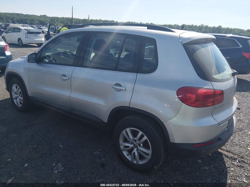 2016 Volkswagen Tiguan VIN WVGAV7AX9GW519481 IAAI salvage auction — NORMAL WEAR, Clear (Pennsylvania), sold $1,625 on 2026-07-06 (photo 3)