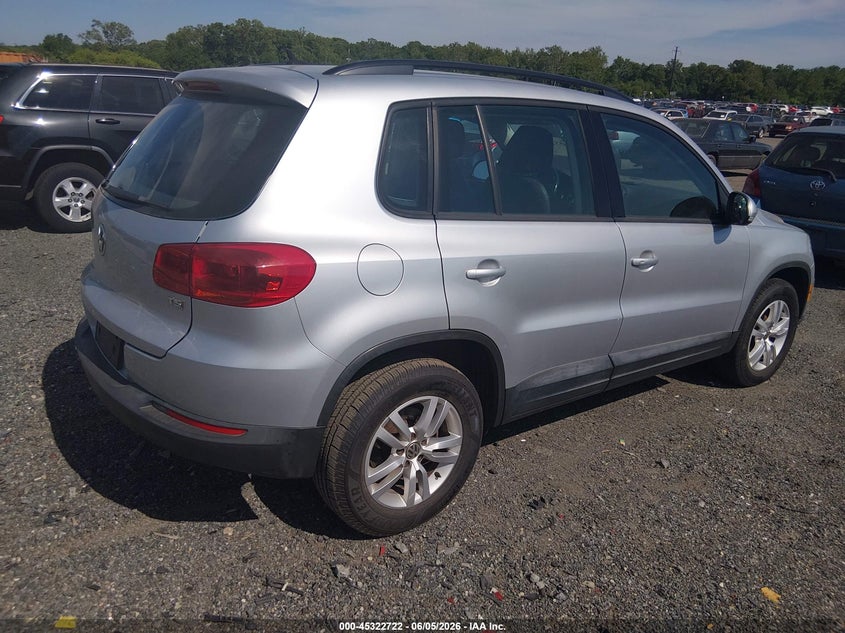 2016 Volkswagen Tiguan VIN WVGAV7AX9GW519481 IAAI salvage auction — NORMAL WEAR, Clear (Pennsylvania), sold $1,625 on 2026-07-06 (photo 4)