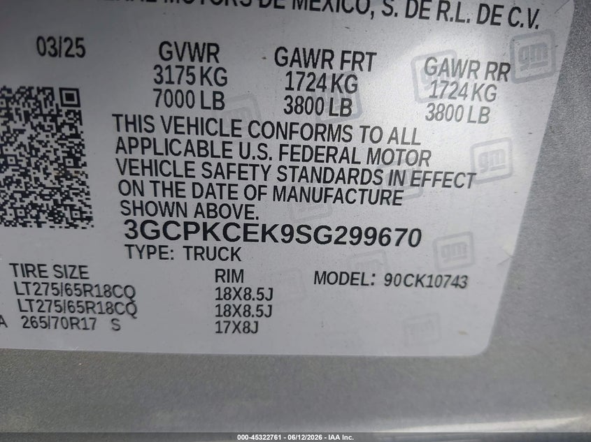 2025 Chevrolet Silverado VIN 3GCPKCEK9SG299670 IAAI salvage auction — RIGHT FRONT, Salvage Title, sold $11,400 on 2026-07-29 (photo 9)