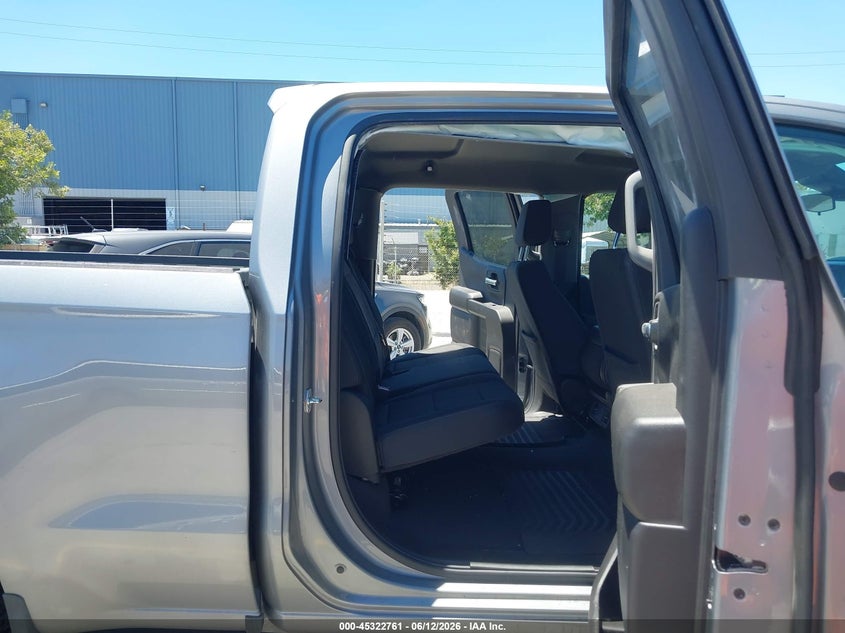 2025 Chevrolet Silverado VIN 3GCPKCEK9SG299670 IAAI salvage auction — RIGHT FRONT, Salvage Title, sold $11,400 on 2026-07-29 (photo 8)