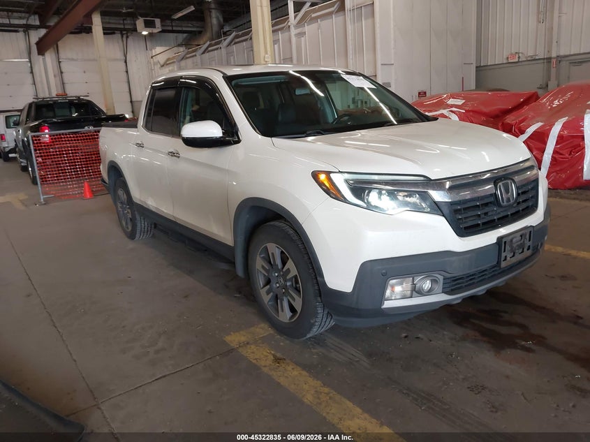 2018 Honda Ridgeline VIN 5FPYK3F77JB013924 — IAAI salvage auction photo