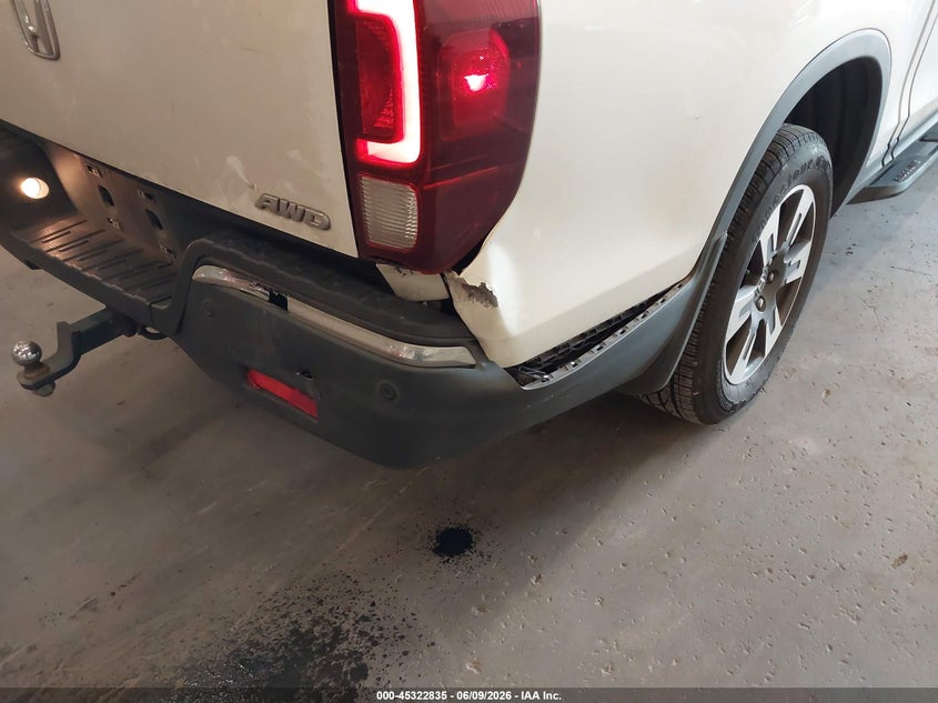 2018 Honda Ridgeline VIN 5FPYK3F77JB013924 IAAI salvage auction — REAR END, Salvage (Oregon), sold $8,750 on 2026-08-20 (photo 6)