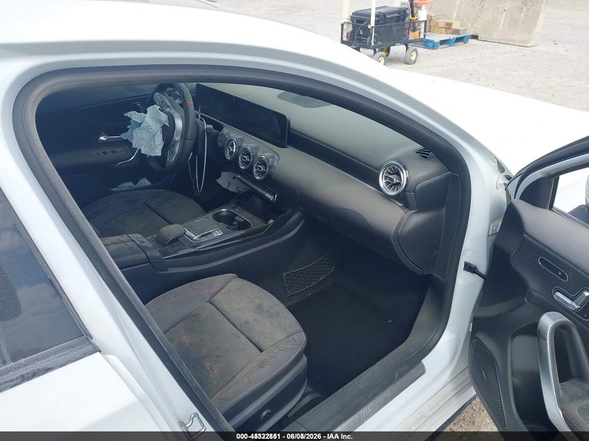 2020 Mercedes-benz VIN W1K3G5BB7LJ208031 IAAI salvage auction — FRONT END, Original (Texas), sold $7,300 on 2026-07-29 (photo 5)