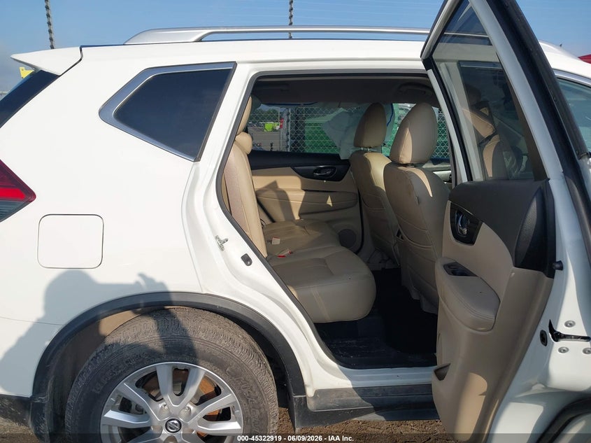 2017 Nissan Rogue VIN JN8AT2MT1HW137845 IAAI salvage auction — FRONT END, Salvage Title, sold $250 on 2026-07-15 (photo 8)