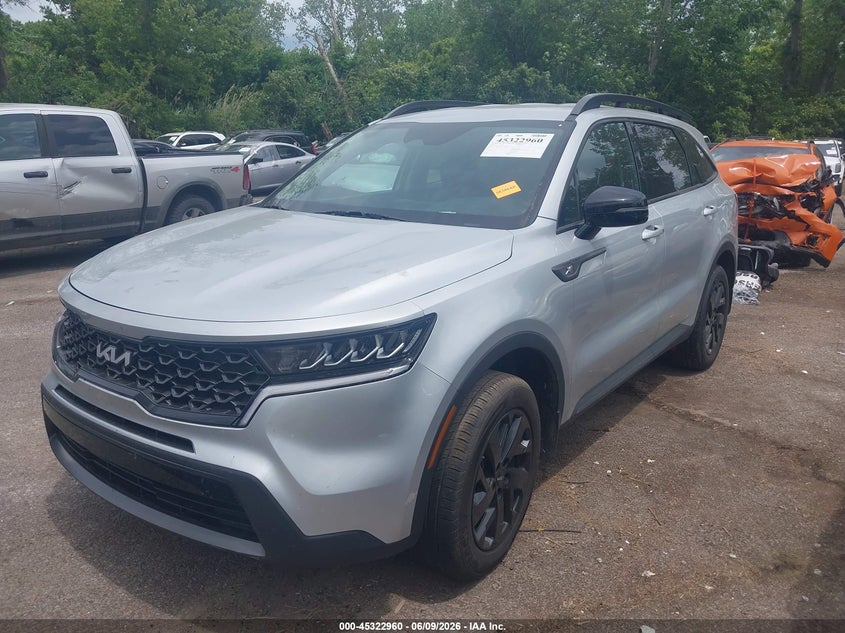 2022 Kia Sorento VIN 5XYRLDLC1NG146534 IAAI salvage auction — SIDE, Salvage Title, sold $7,300 on 2026-07-09 (photo 2)