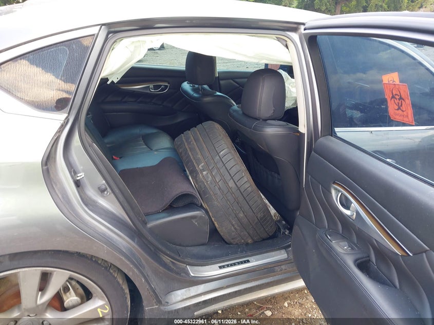 2016 Infiniti Q70 VIN JN1AY1PP2GM570058 IAAI salvage auction — BIO HAZARD, Salvage (Georgia), sold $25 on 2026-07-29 (photo 8)