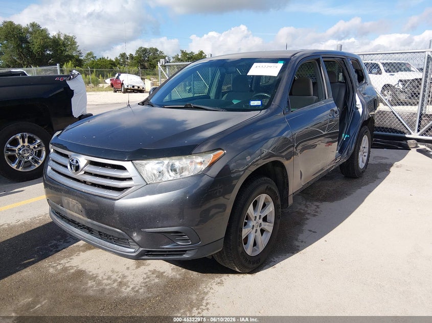 2012 Toyota Highlander VIN 5TDZK3EH9CS067943 IAAI salvage auction — REAR END, Original (Texas), sold $2,625 on 2026-07-30 (photo 2)