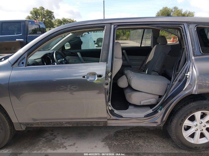 2012 Toyota Highlander VIN 5TDZK3EH9CS067943 IAAI salvage auction — REAR END, Original (Texas), sold $2,625 on 2026-07-30 (photo 6)