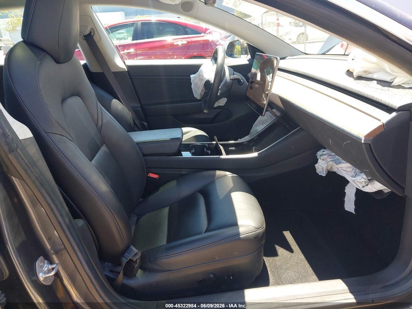 2018 Tesla Model 3 VIN 5YJ3E1EAXJF045309 IAAI salvage auction — RIGHT FRONT, Salvage (California), sold $25 on 2026-07-29 (photo 5)
