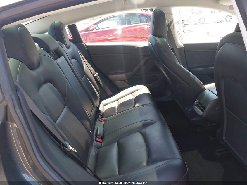 2018 Tesla Model 3 VIN 5YJ3E1EAXJF045309 IAAI salvage auction — RIGHT FRONT, Salvage (California), sold $25 on 2026-07-29 (photo 8)