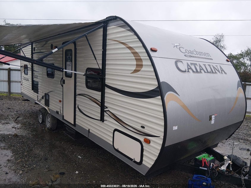 2015 Forest river Coachmen catalina VIN 5ZT2CASB9FA019524 IAAI salvage auction — SIDE, Salvage (West Virginia), sold $100 on 2026-07-30 (photo 1)