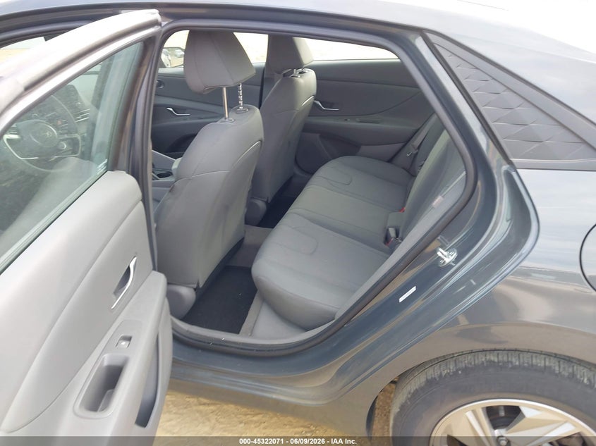 2024 Hyundai Elantra VIN KMHLL4DG8RU662428 IAAI salvage auction — FRONT END, Salvage Title, sold $3,850 on 2026-07-13 (photo 8)