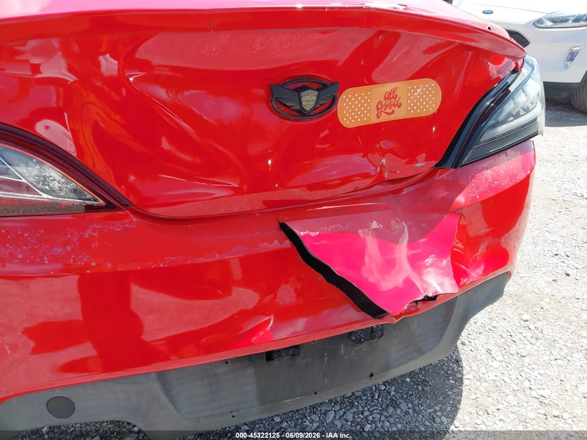 2013 Hyundai Genesis VIN KMHHU6KJ4DU092871 IAAI salvage auction — REAR END, Salvage (Missouri), sold $25 on 2026-07-30 (photo 6)