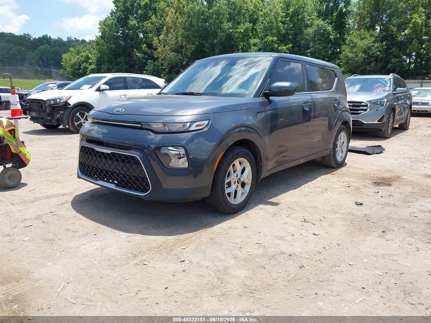 2020 Kia Soul VIN KNDJ23AU8L7736276 IAAI salvage auction — LEFT & RIGHT, Salvage Title, sold $2,350 on 2026-07-15 (photo 2)