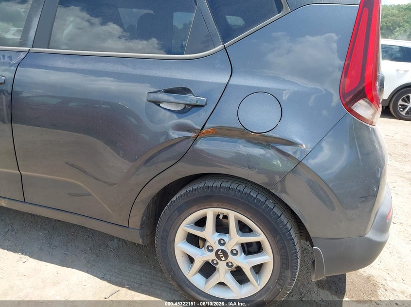 2020 Kia Soul VIN KNDJ23AU8L7736276 IAAI salvage auction — LEFT & RIGHT, Salvage Title, sold $2,350 on 2026-07-15 (photo 6)