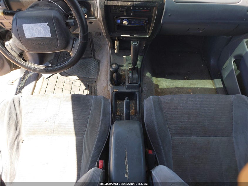 1996 Toyota 4runner VIN JT3HN86R7T0041677 IAAI salvage auction — NORMAL WEAR, Clear-Dealer Only (Arizona), sold $575 on 2026-07-09 (photo 5)