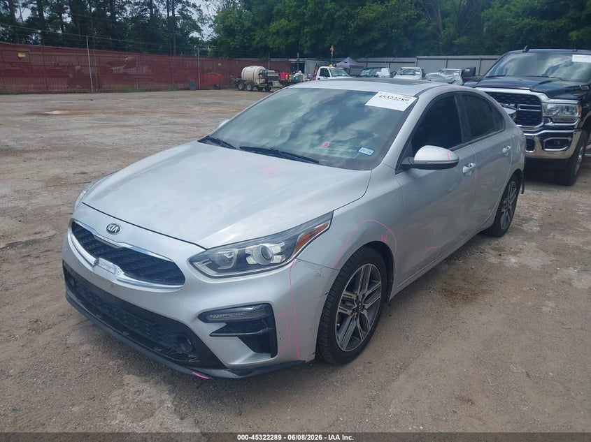 2020 Kia Forte VIN 3KPF54ADXLE211318 IAAI salvage auction — REAR END, Salvage Title, sold $4,000 on 2026-08-27 (photo 2)