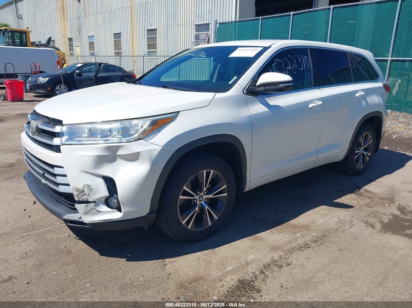 2017 Toyota Highlander VIN 5TDBZRFH5HS466743 IAAI salvage auction — RIGHT SIDE, Salvage (Indiana), sold $6,050 on 2026-07-14 (photo 2)
