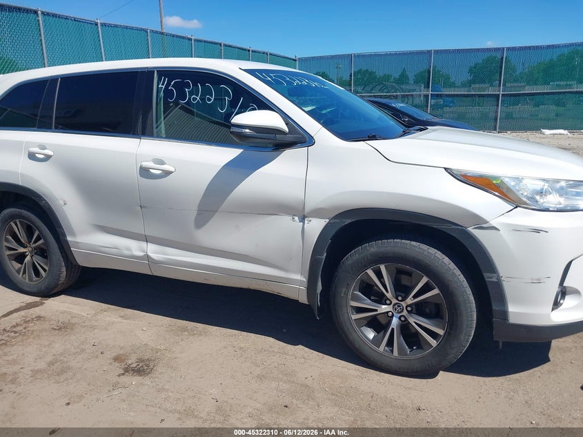2017 Toyota Highlander VIN 5TDBZRFH5HS466743 IAAI salvage auction — RIGHT SIDE, Salvage (Indiana), sold $6,050 on 2026-07-14 (photo 6)