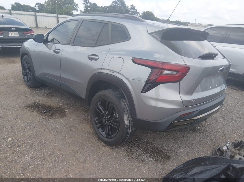 2024 Chevrolet Trax VIN KL77LKE28RC223309 IAAI salvage auction — SIDE, Salvage Title, sold $4,350 on 2026-07-22 (photo 3)