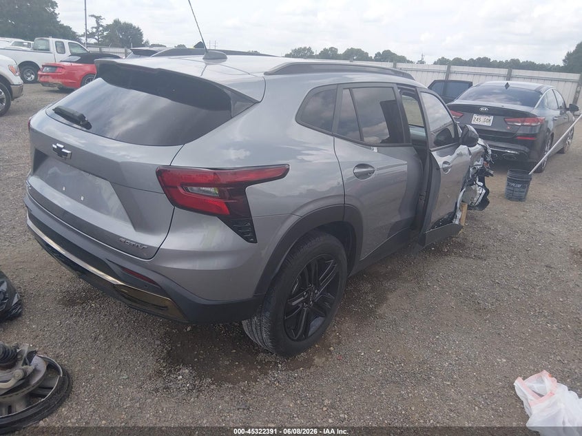 2024 Chevrolet Trax VIN KL77LKE28RC223309 IAAI salvage auction — SIDE, Salvage Title, sold $4,350 on 2026-07-22 (photo 4)