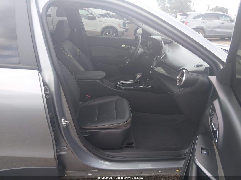 2024 Chevrolet Trax VIN KL77LKE28RC223309 IAAI salvage auction — SIDE, Salvage Title, sold $4,350 on 2026-07-22 (photo 5)