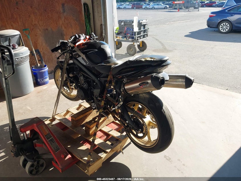 2012 Triumph motorcycle Street VIN SMTD02NE5CT531541 IAAI salvage auction — ROLLOVER, Clear (Virginia), sold $575 on 2026-07-07 (photo 3)