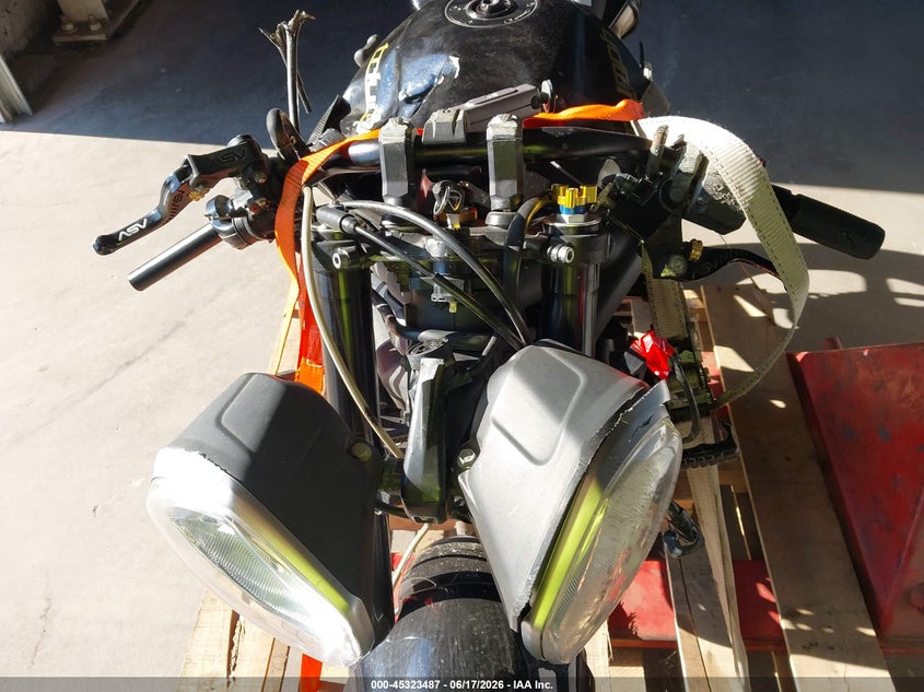 2012 Triumph motorcycle Street VIN SMTD02NE5CT531541 IAAI salvage auction — ROLLOVER, Clear (Virginia), sold $575 on 2026-07-07 (photo 7)